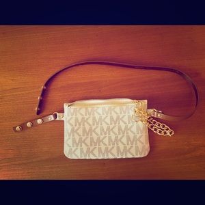 Michael Kors Mini Beltpack